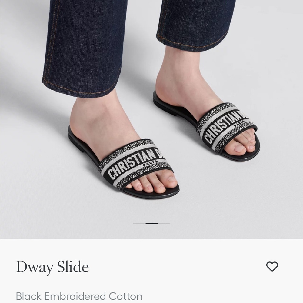AUTHENTIC DIOR DWAY SLIDES!!! Barely worn! - Picture 2 of 8